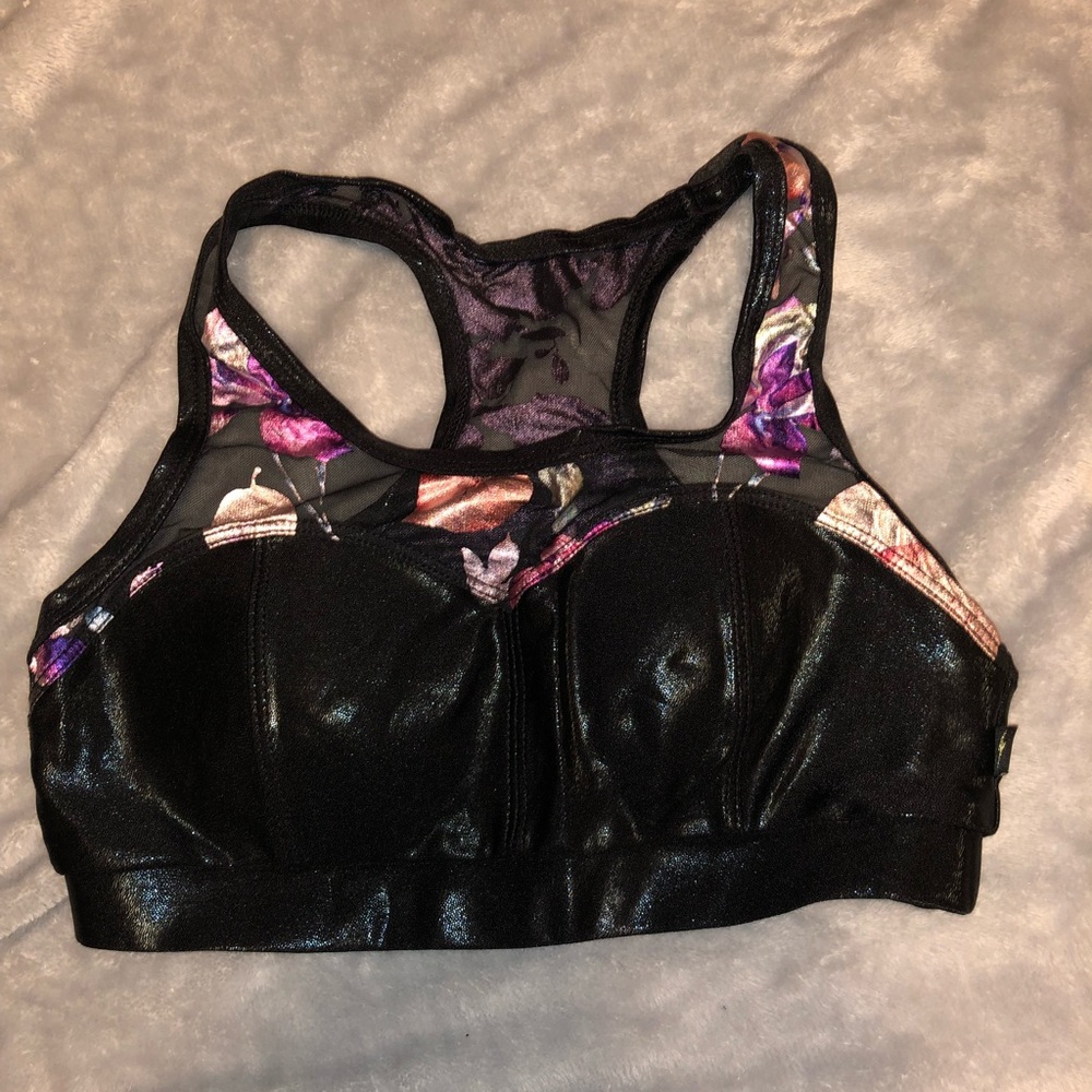 Twisted Polerina ScantiLily Heartbreaker Sports Bra